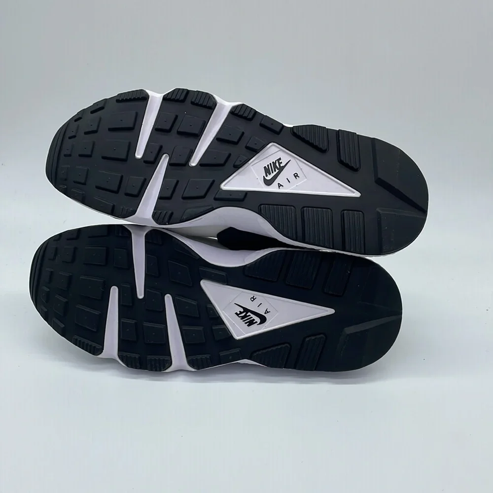 Nike Air Huarache Athletic Running Shoes Black White DD1068–001 - Picture 6 of 6